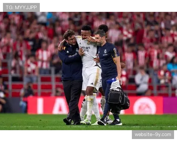 “转会传闻：因定位球防守出色，伯恩利中卫被多家英超球队列为夏窗目标”